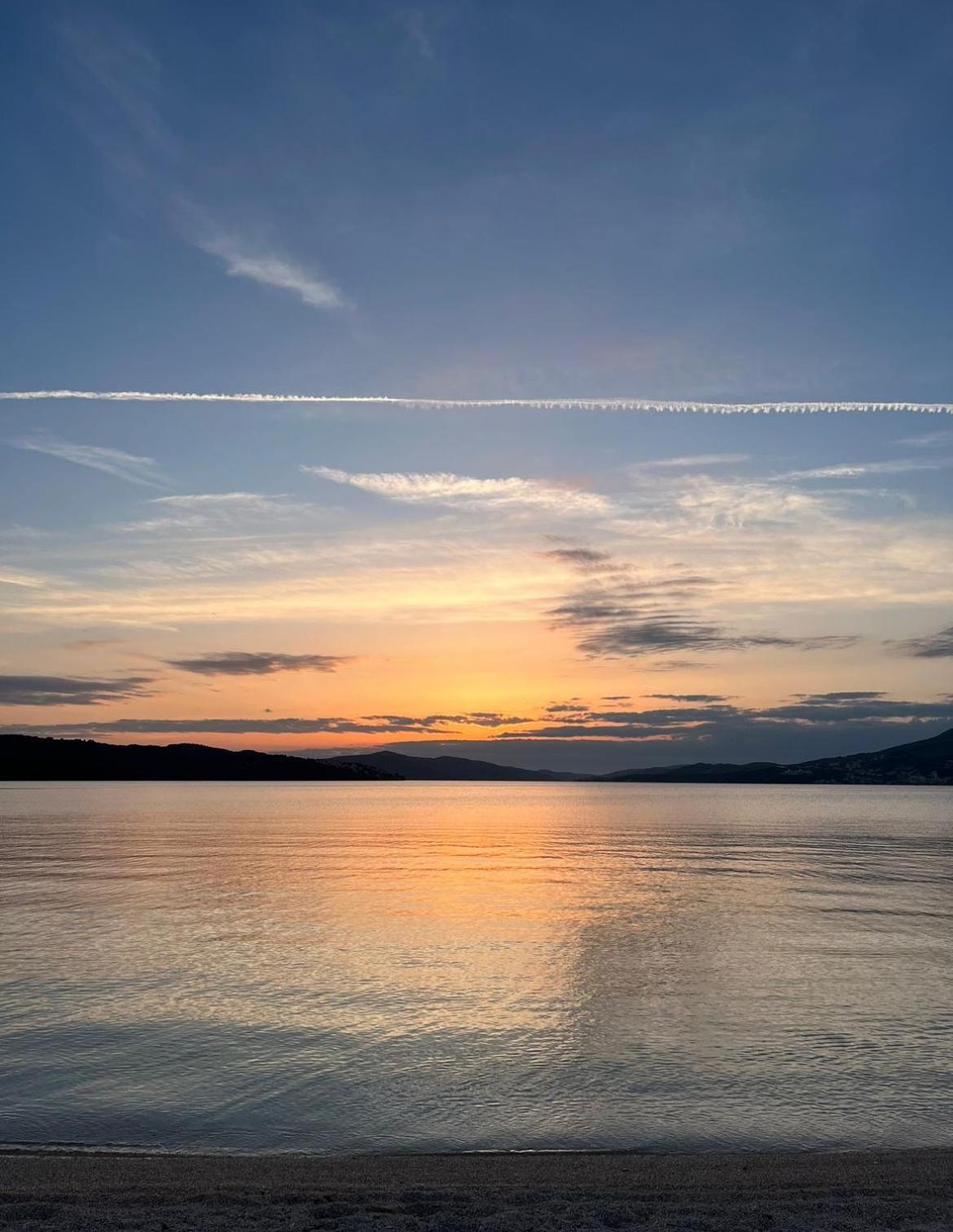 Apartmani Mm Trogir Rum bild